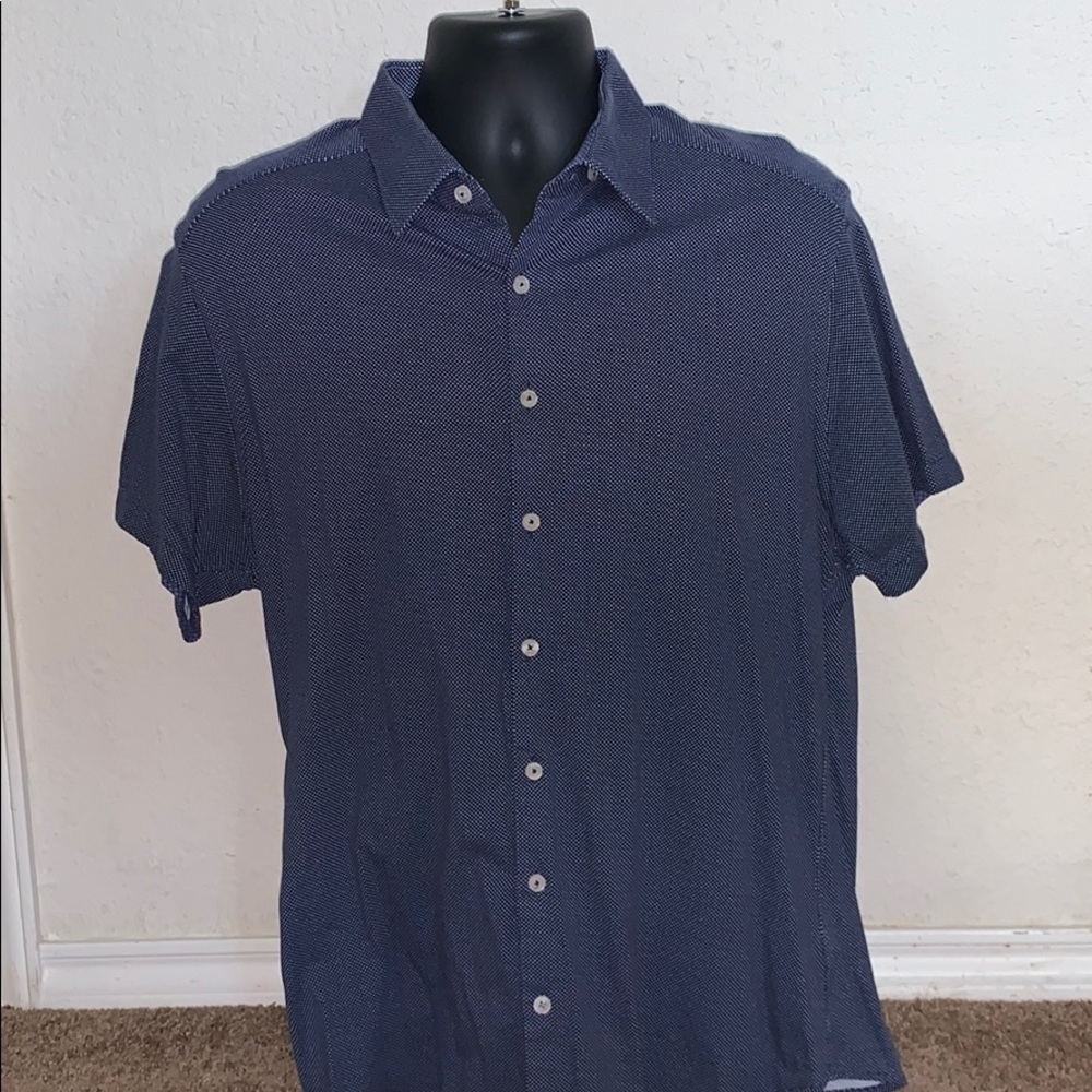 STONE ROSE SHORT SLEEVE BUTTON DOWN XL